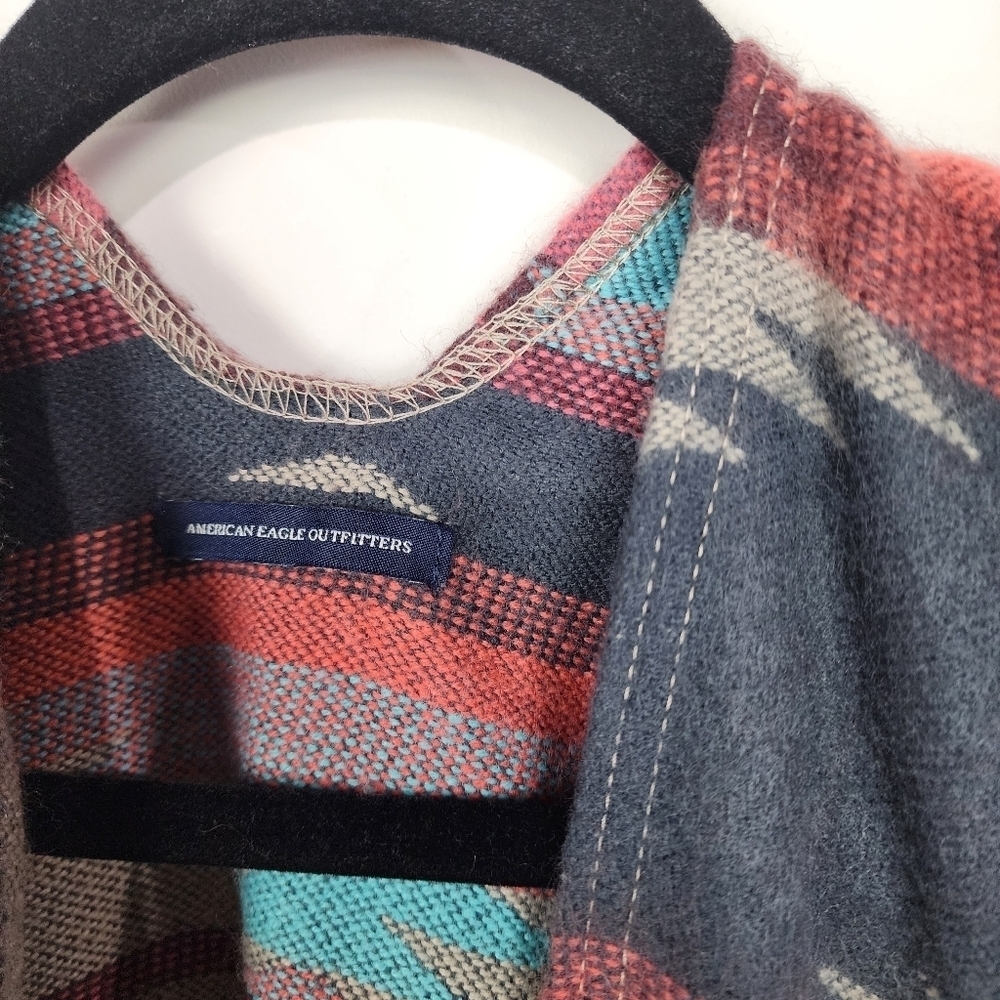 American Eagle Outfitters Aztec Print Poncho - Picture 2 of 5